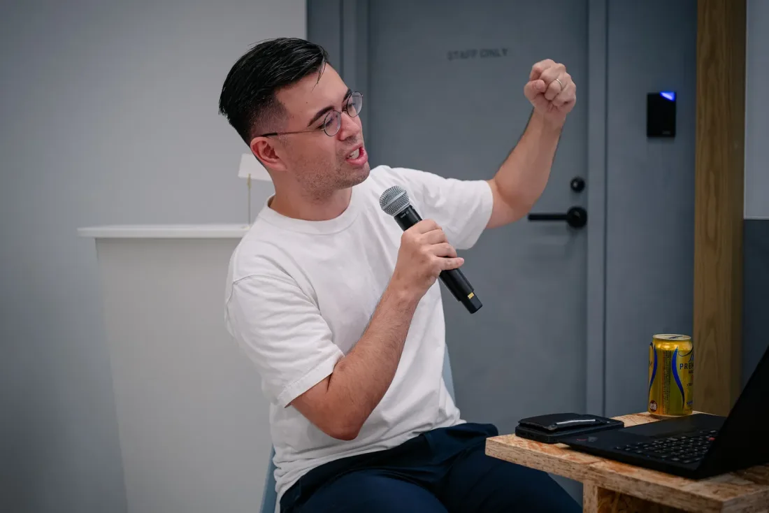 Speaker presenting at an LR event